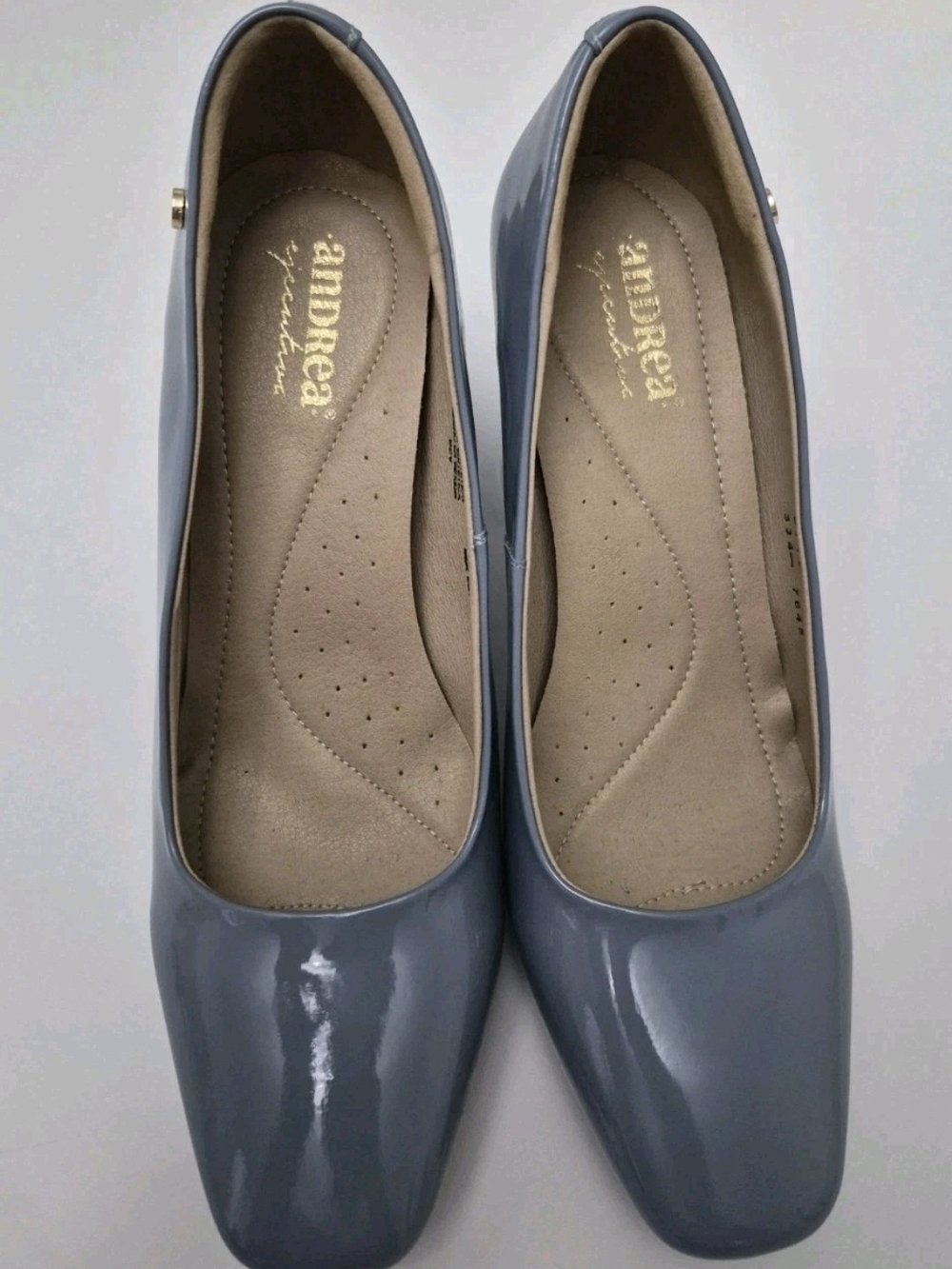 ANDREA Blue Heels New Without Box Sz 9